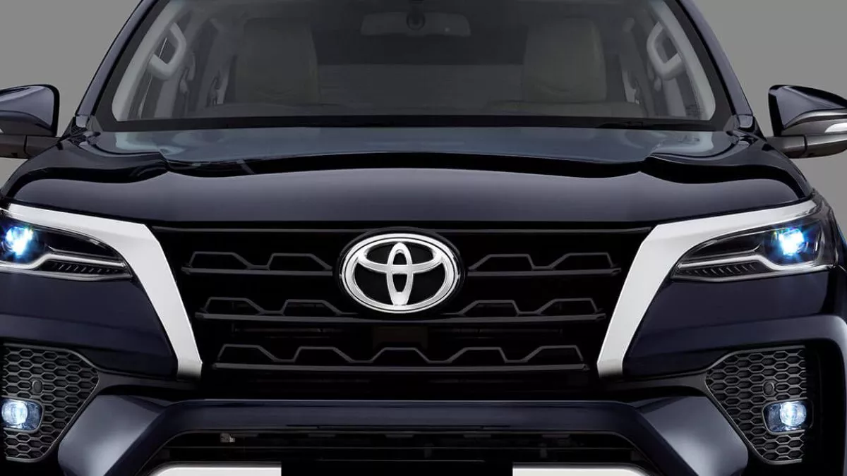 टोयोटा जल्द लॉन्च कर सकती है अपनी ये दो दमदार कारें, इन गाड़ियों को देगी कड़ी टक्कर
