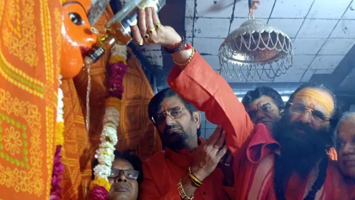 महामाया और महालया माता को लगाया मदिरा का भोग