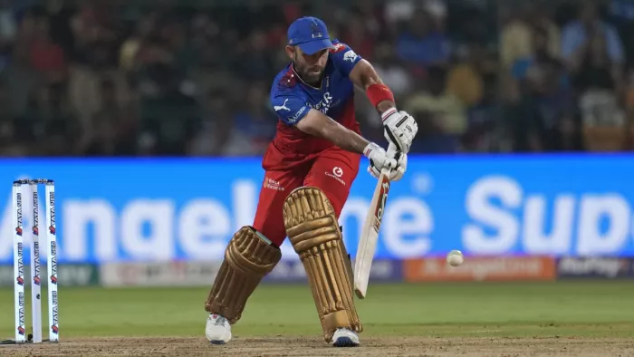 Glenn Maxwell का केकेआर ने छोड़े दो कैच।