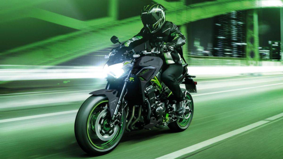 https://www.jagranimages.com/images/newimg/29032025/29_03_2025-2025_kawasaki_z900_3_23908134.jpg