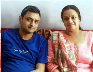 कोरोना पर भारी तीमारदारी: महामारी ने किया हमला तो अपने-पराये सब साथ खड़े हो गए