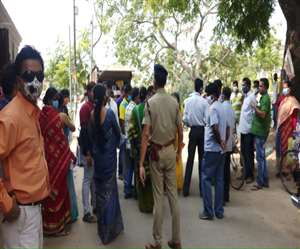 LIVE West Bengal Assembly Election 2021: अंतिम दौर का मतदान शुरू, 35 सीटों पर डाले जा रहें वोट