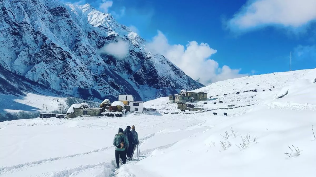 Himachal का एक ऐसा गांव जहां आजादी के बाद भी संघर्ष कर रहे लोग,  बिजली..पानी की समस्या से जूझ रहे लोग