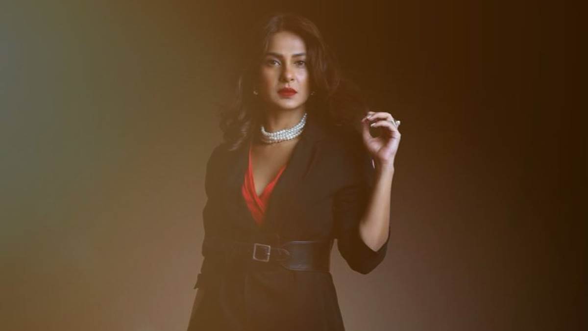 https://www.jagranimages.com/images/newimg/29042023/29_04_2023-jennifer_winget__23398566.jpg