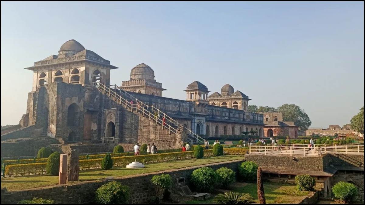 MP Tourism: प्रकृति प्रेमी हैं तो एक बार जरूर घूम आए मध्य प्रदेश के ...