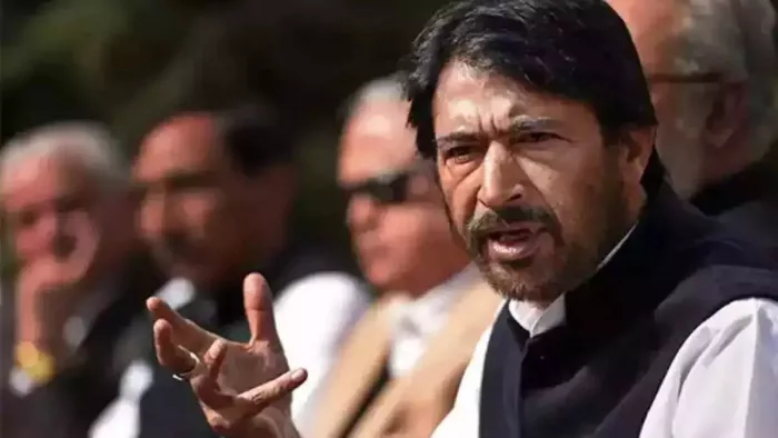 झारखंड में कांग्रेस को झटका, चुनाव से पहले वरिष्ठ नेता ने छोड़ी पार्टी(फाइल फोटो- जीए मीर, झारखंड कांग्रेस प्रभारी )