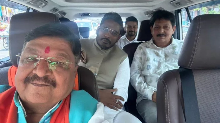 Indore Lok Sabha Election 2024 इंदौर में कांग्रेस को झटका।