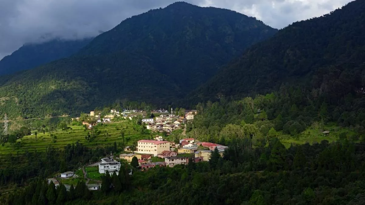 Hill Station: पहाड़ों का करें रुख तो इस जगह जाने से ना चूके, उमस भरी गर्मी के बीच खुशनुमा मौसम का उठाए लुफ्त; ऐसे पहुंचे