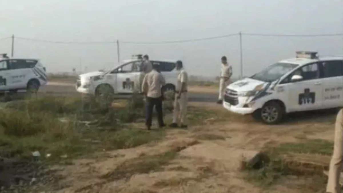 Sonipat Accident: गोहाना-सोनीपत रोड पर कार अनियंत्रित होकर पत्थर से टकराई, तीन लोगों की मौत