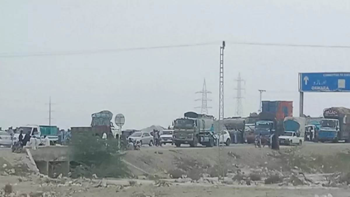 https://www.jagranimages.com/images/newimg/29042024/29_04_2024-terrorist_attack_in_pakistan_23707570.jpg