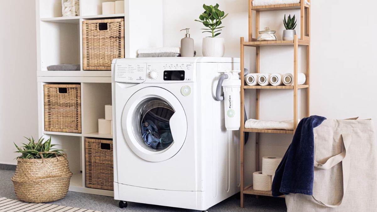 जिद्दी से जिद्दी दाग के छक्के छुड़ा देंगी ये Voltas Washing Machine, खासियत सुन आप भी कहेंगे, 'पैसा वसूल है'