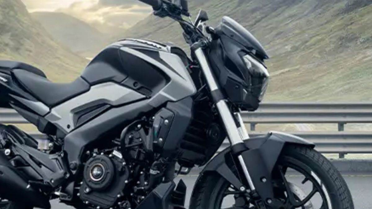 https://www.jagranimages.com/images/newimg/29042025/29_04_2025-2025_bajaj_dominar_250_23927837.jpg
