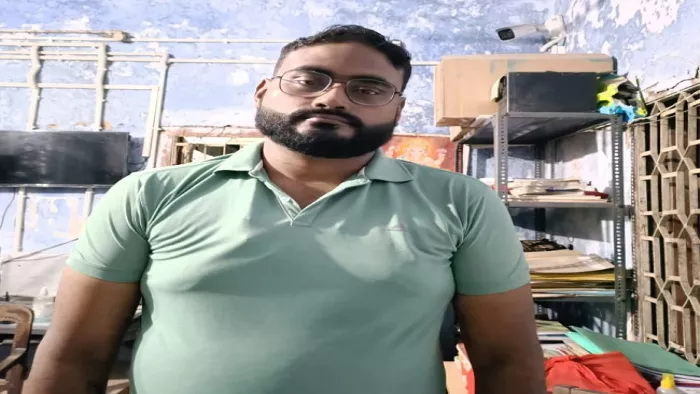 वेबसाइट के माध्यम से नियुक्ति के लिए विज्ञापन जारी किया गया था, सॉफ्टवेयर इंजीनियर गिरफ्तार