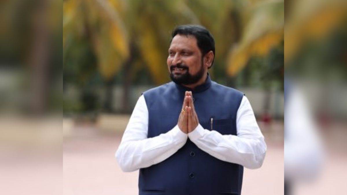 https://www.jagranimages.com/images/newimg/29052023/29_05_2023-laxman_savadi_23426579.jpg