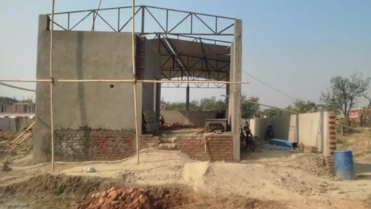 Ballia: यहां बन रहा है प्लास्टिक वेस्ट मैनेजमेंट यूनिट, प्रदूषण से मिलेगी मुक्ति, मिलेंगे नए रोजगार के अवसर भी