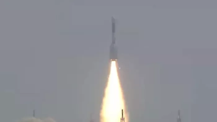 GSLV F10 ने सेकेंड जनरेशन सेटेलाइट एनवीएस-01 को कक्षा में पहुंचाया-