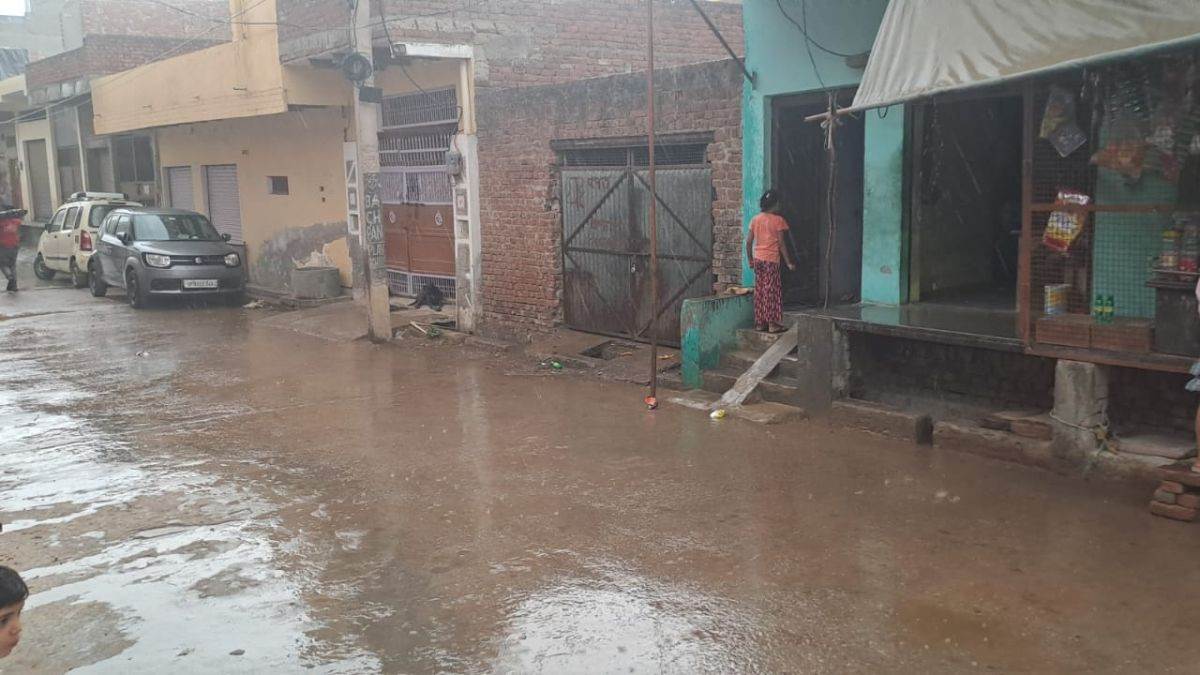 https://www.jagranimages.com/images/newimg/29052024/29_05_2024-hathras_news_23727887.jpg