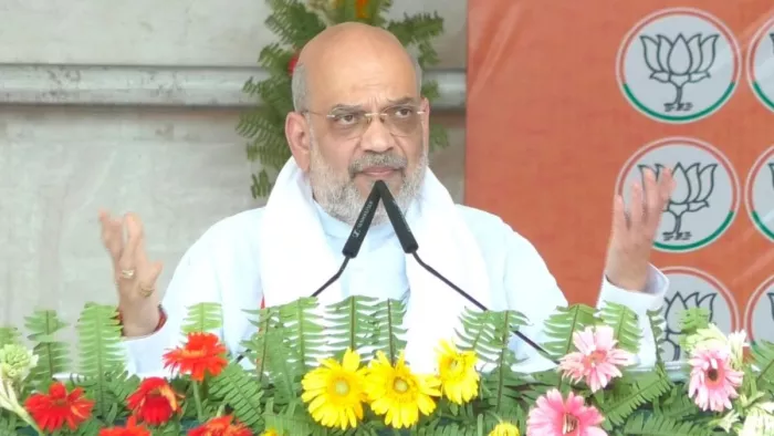 महराजगंज में अमित शाह ने जनसभा को संबोधित किया।