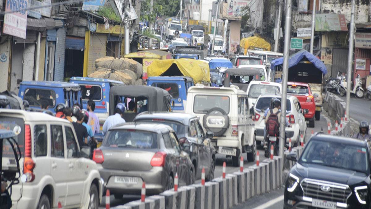 mdda approves compensation for aadhat bazaar shift in dehradun