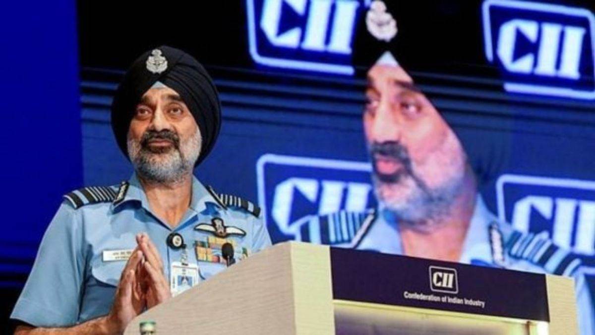 https://www.jagranimages.com/images/newimg/29052025/29_05_2025-air_chirf_marshal_news_23950892.jpg