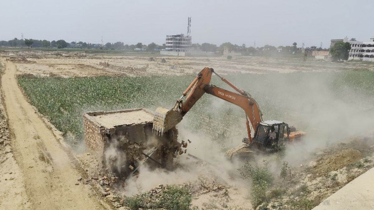 nhai action in baghpat farmer alleges injustice in land acquisition