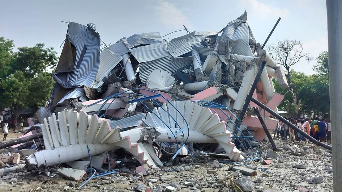 https://www.jagranimages.com/images/newimg/29052025/29_05_2025-overhead_water_tank_grounded_dainik_jagran_23950591.jpg