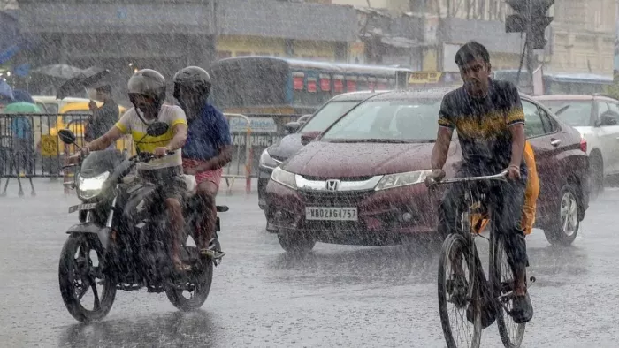 देश के कई राज्यों में होगी तेज बारिश (फोटो-एएनआई)