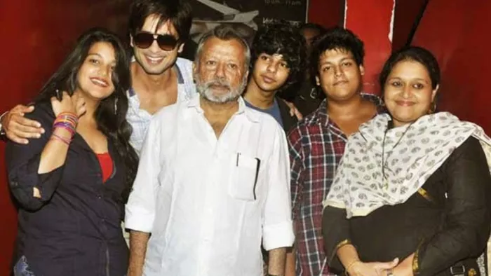 शाहिद कपूर की फैमिली (फोटो क्रेडिट- फेसबुक)