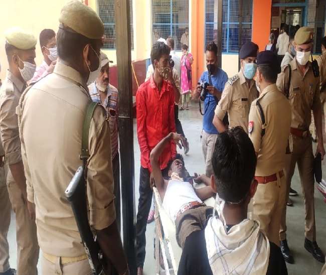 https://www.jagranimages.com/images/newimg/29062021/29_06_2021-accident_1_21782758.jpg