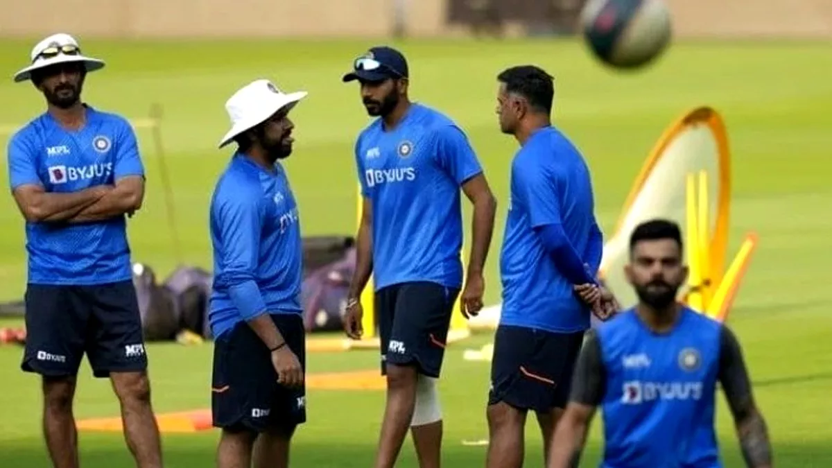 Ind vs Eng Test: कोच द्रविड़ का मीडिया को जवाब, रोहित शर्मा इंग्लैंड टेस्ट से बाहर नहीं हुए हैं अभी