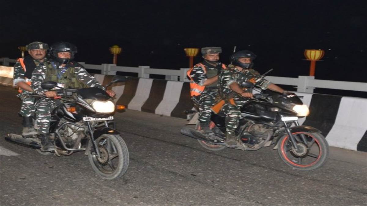 https://www.jagranimages.com/images/newimg/29062022/29_06_2022-security_of_yatra_22848302.jpg