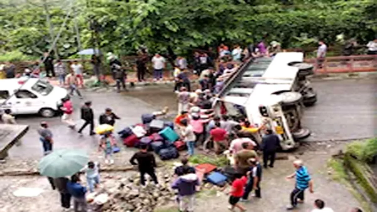 Sikkim, St Xavier Accident News: सिक्किम में संत जेवियर रांची के 24 छात्र बुरी तरह घायल, देखें Details