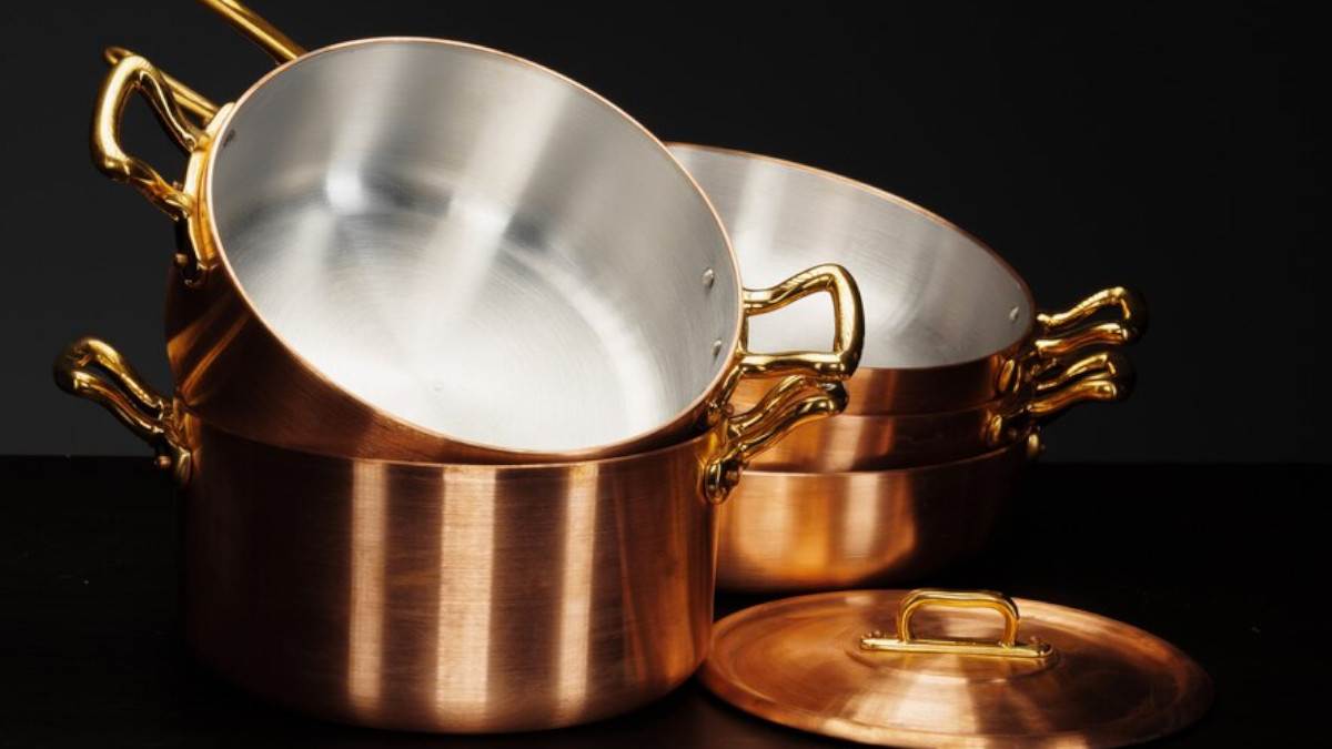 how to clean copper utensils naturally so it looks new