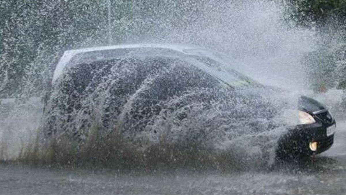 https://www.jagranimages.com/images/newimg/29062023/29_06_2023-monsoon_care_tips__23455406.jpg
