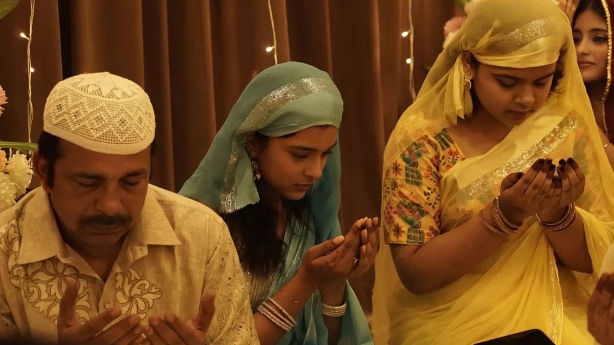 https://www.jagranimages.com/images/newimg/29062023/29_06_2023-sumbul_touqeer_khan_23455765.jpg