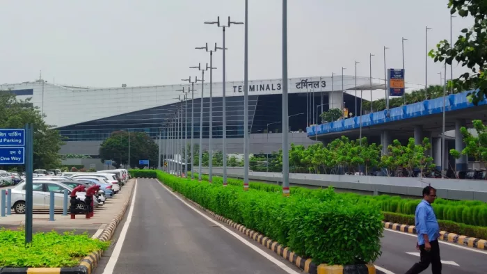 दिल्ली एयरपोर्ट का टर्मिनल 3। (फाइल फोटो)