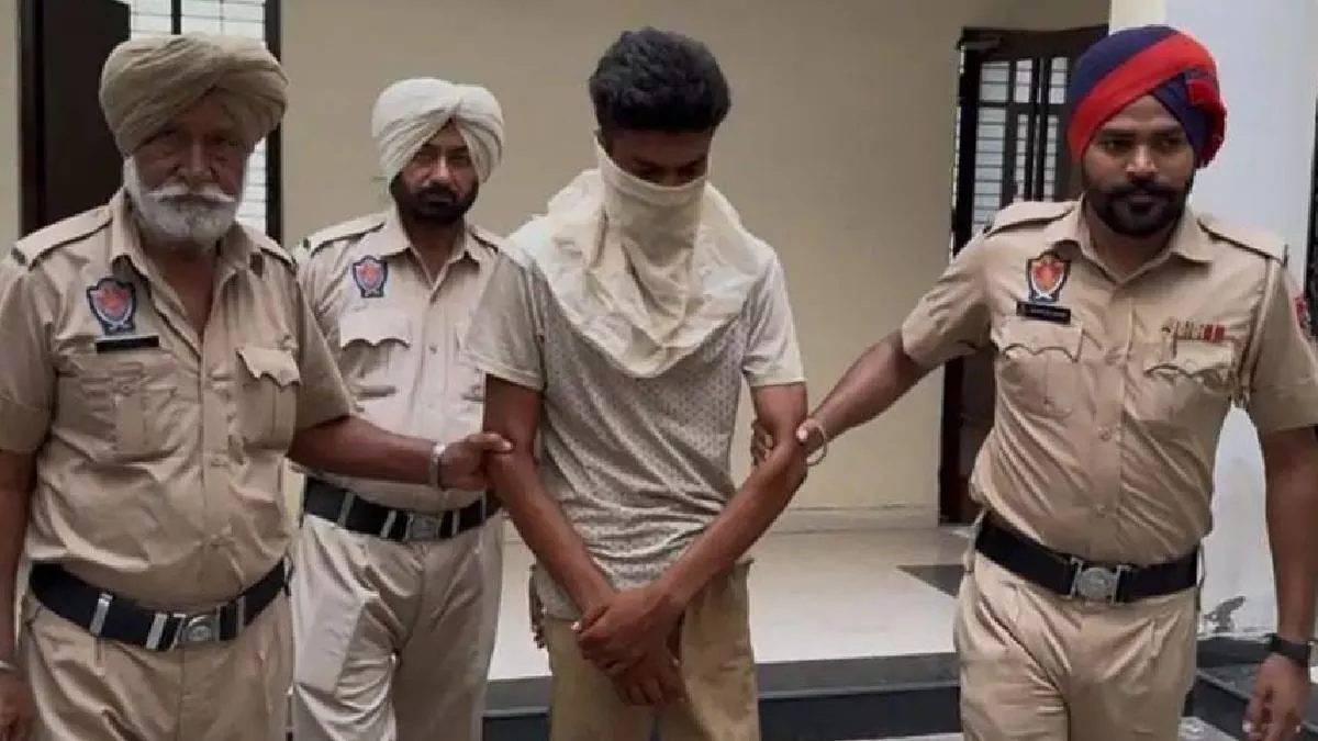 फाजिल्का में भारत-पाक सीमा पर बांग्लादेशी नागरिक गिरफ्तार, BSF ने पकड़कर पुलिस के हवाले किया