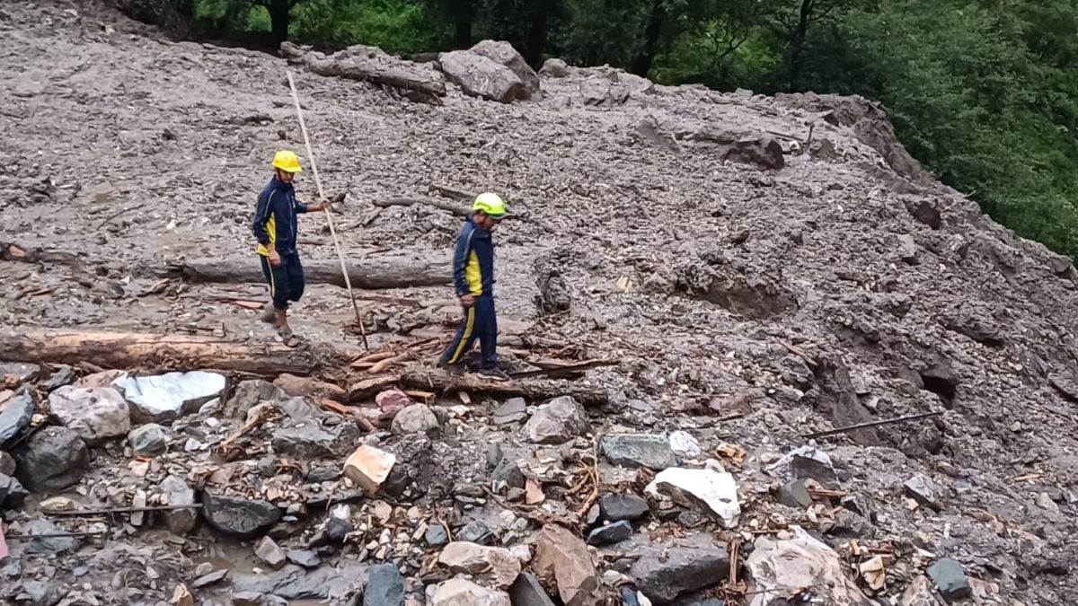 Devastation in Uttarkashi: उत्तरकाशी में बादल फटने से मची भारी तबाही, खीर गंगा के उफान में कई घर नदी में बहे, राहत-बचाव कार्य जारी