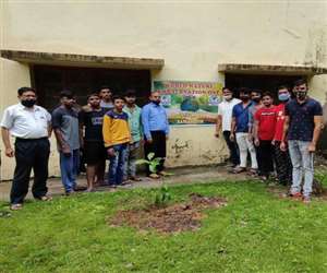 प्रकूति को बचाना बहुत जरूरी है : अखिलेश