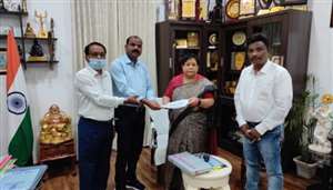 रायपुर राजभवन पहुंची आरएसपी से विस्थापित परिवारों की समस्या