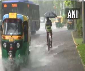 दिल्ली में झमाझम बारिश हो रही है, कई हिस्सों में भारी बारिश की चेतावनी जारी (फाइल फोटो)