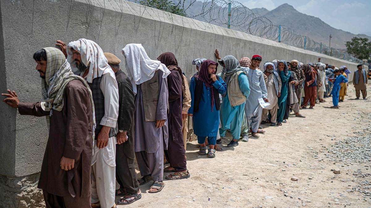 https://www.jagranimages.com/images/newimg/29072022/29_07_2022-afghan_refugees_22934705.jpg