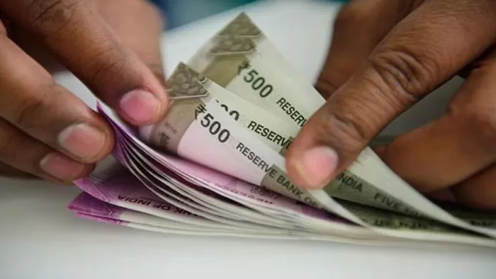 Employee Grade Pay विभिन्न सरकारी विभागों में नियुक्त होने वाले नए कार्मिकों का ग्रेड वेतन केंद्र के समान होगा।