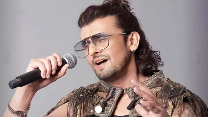 Sonu Nigam Warns Of Scammer Woman Trying To Extort Money From His Fans. Photo-Instagram