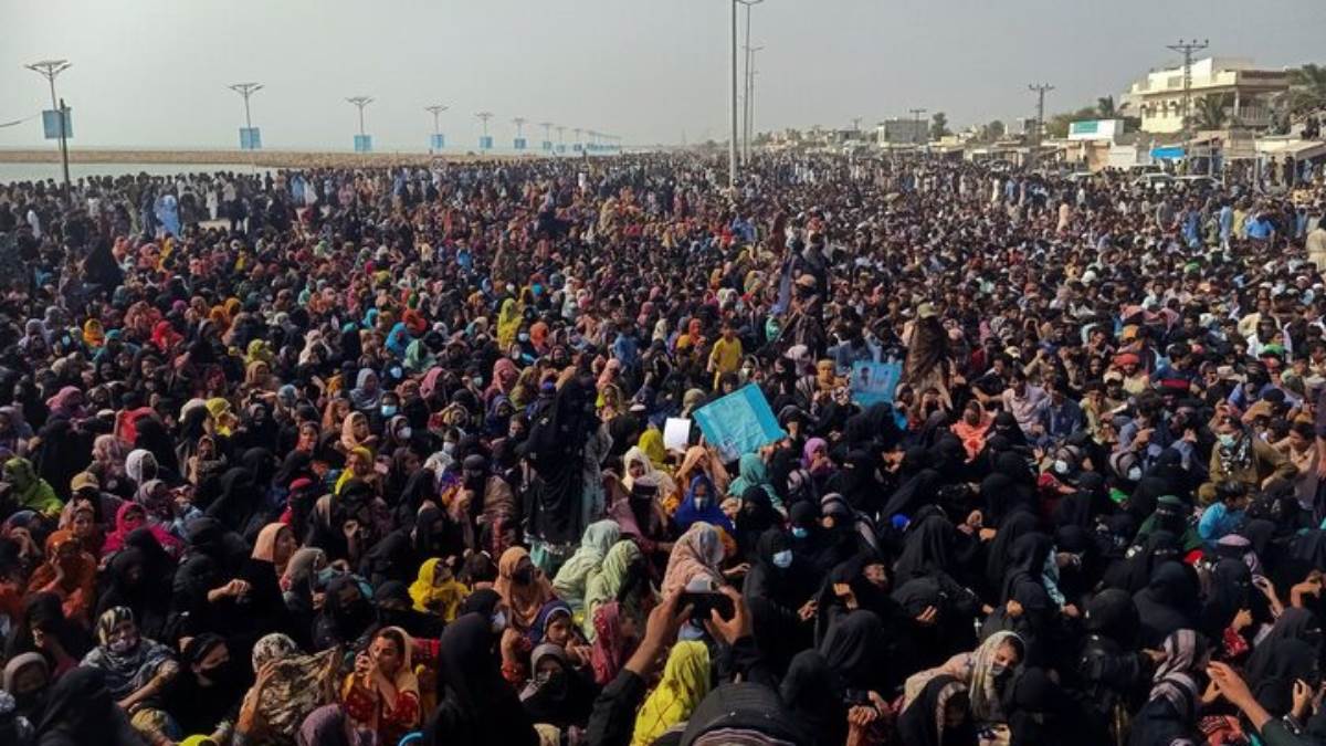 https://www.jagranimages.com/images/newimg/29072024/29_07_2024-baloch_protest_23768260.jpg