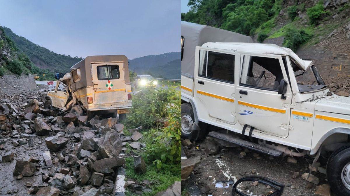 Landslide in Himachal : चंडीगढ़-शिमला हाईवे पर भूस्खलन, बोलेरो कैंपर पर गिरी पहाड़ी, 1 की मौत 2 Landslide in Himachal