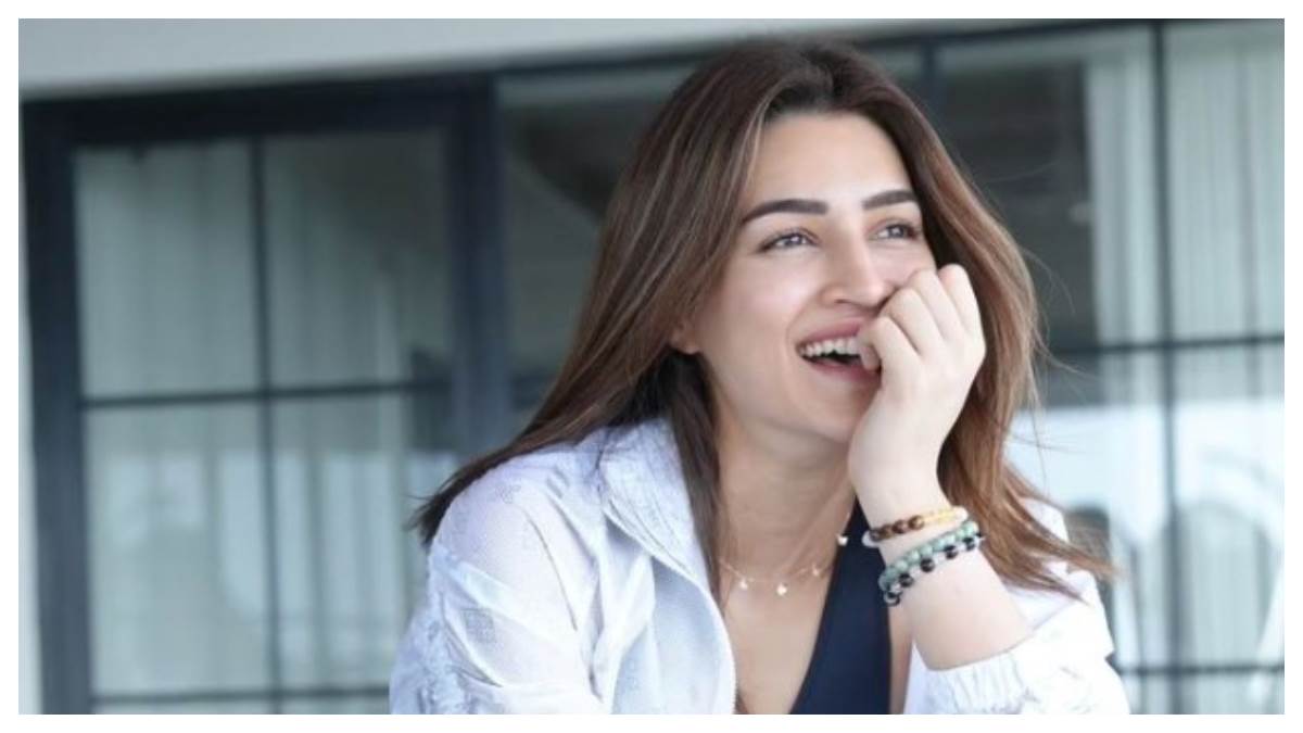 https://www.jagranimages.com/images/newimg/29072024/29_07_2024-kriti_sanon_pic_1_23768172_20122740.jpg