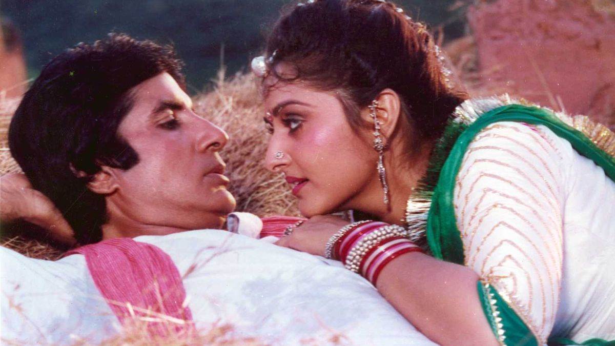 https://www.jagranimages.com/images/newimg/29072025/29_07_2025-amitabh_bachchan_hit_film_23997581.jpg