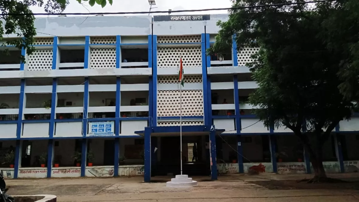 जहानाबाद में डूबने से बचाने के लिए कोई संसाधन नहीं, दैनिक मजदूरी पर रखे गए हैं गोताखोर