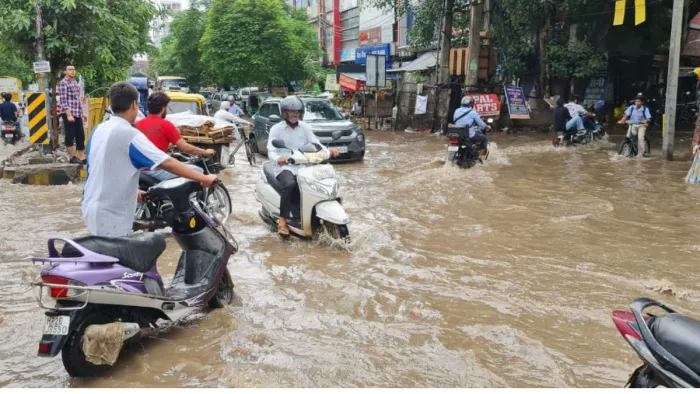आगामी एक-दो दिनों तक ऐसी ही वर्षा जारी रहने की संभावना है। जागरण